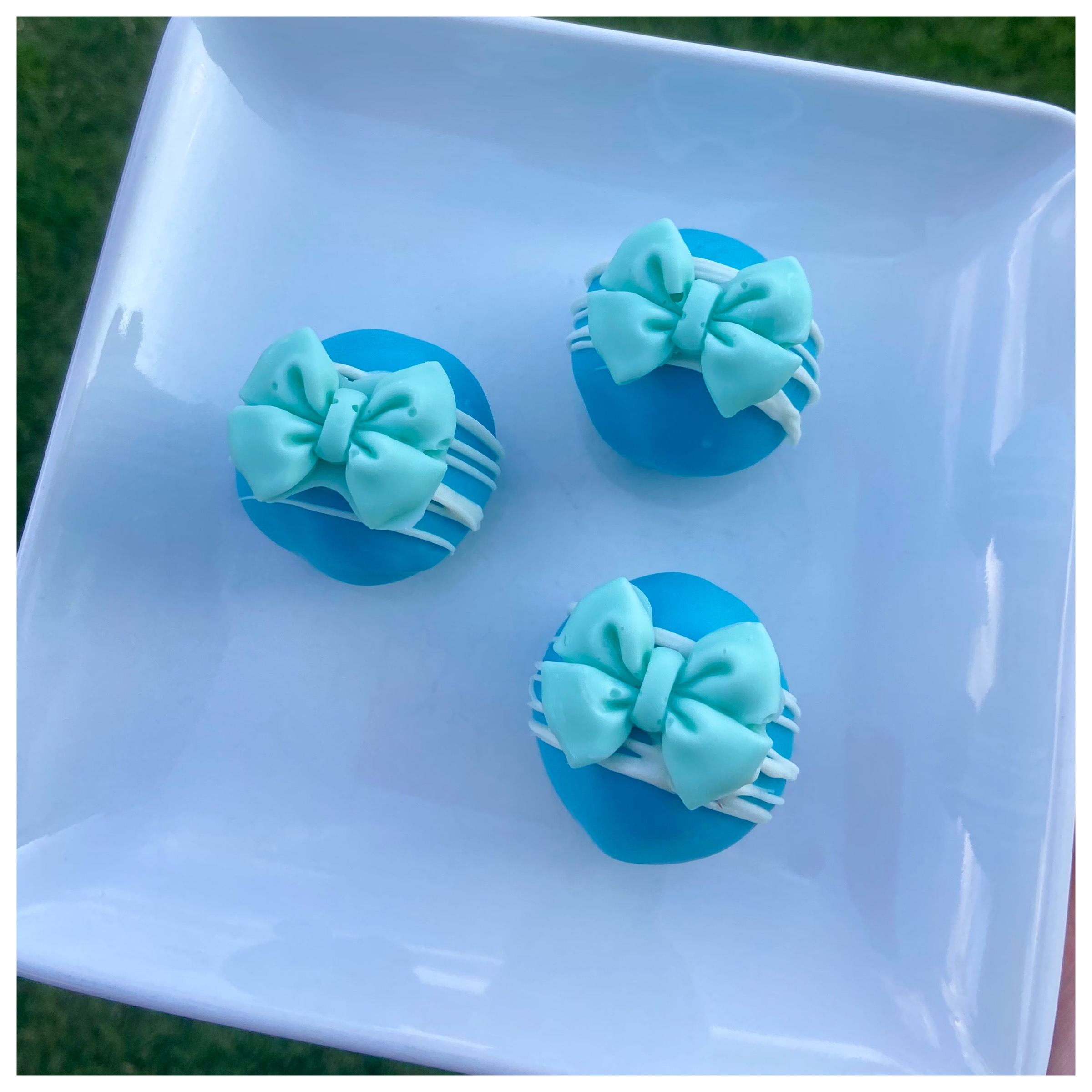 Blue Bow Cake Balls for Flavor Menu