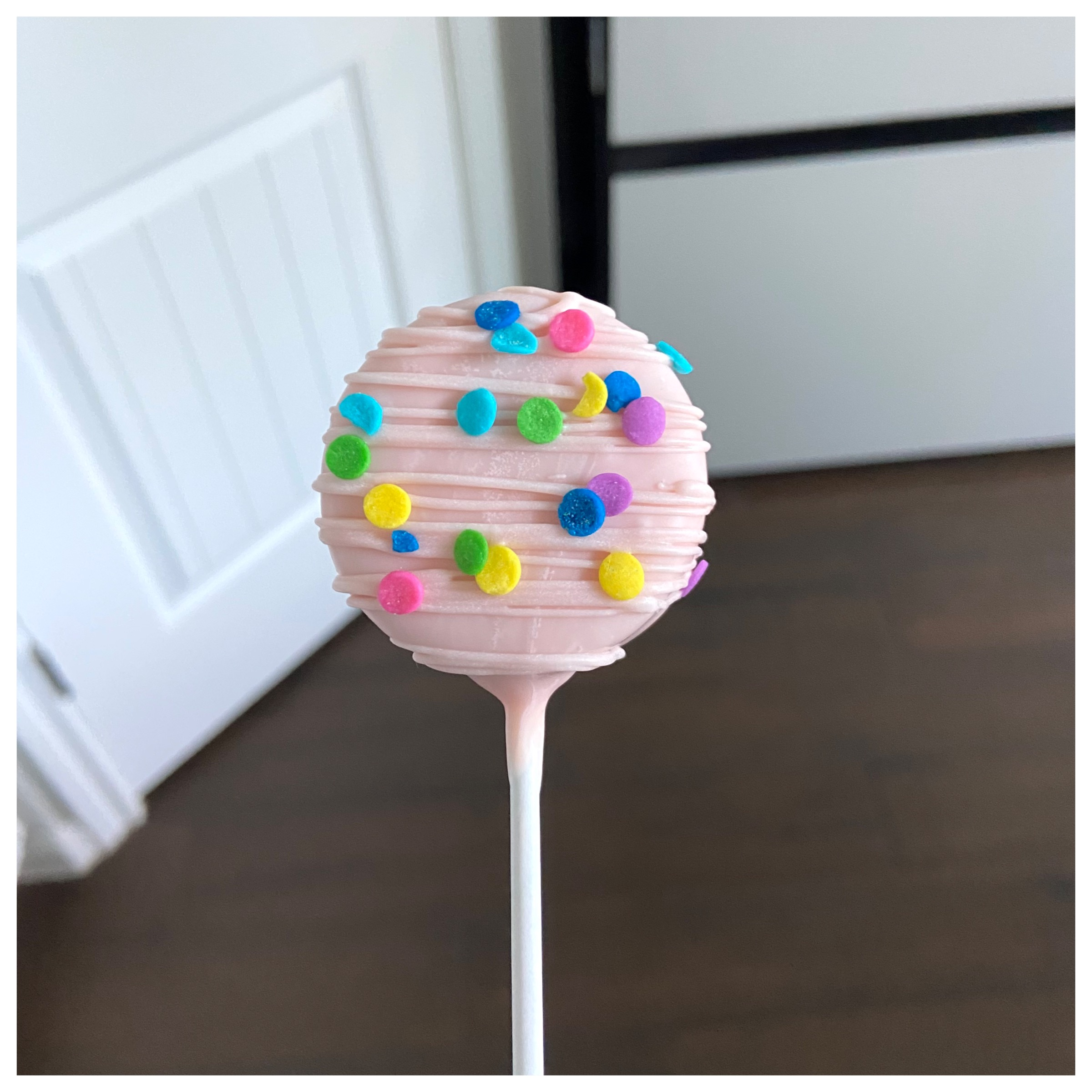 Pink Contetti Disc Cake Pops