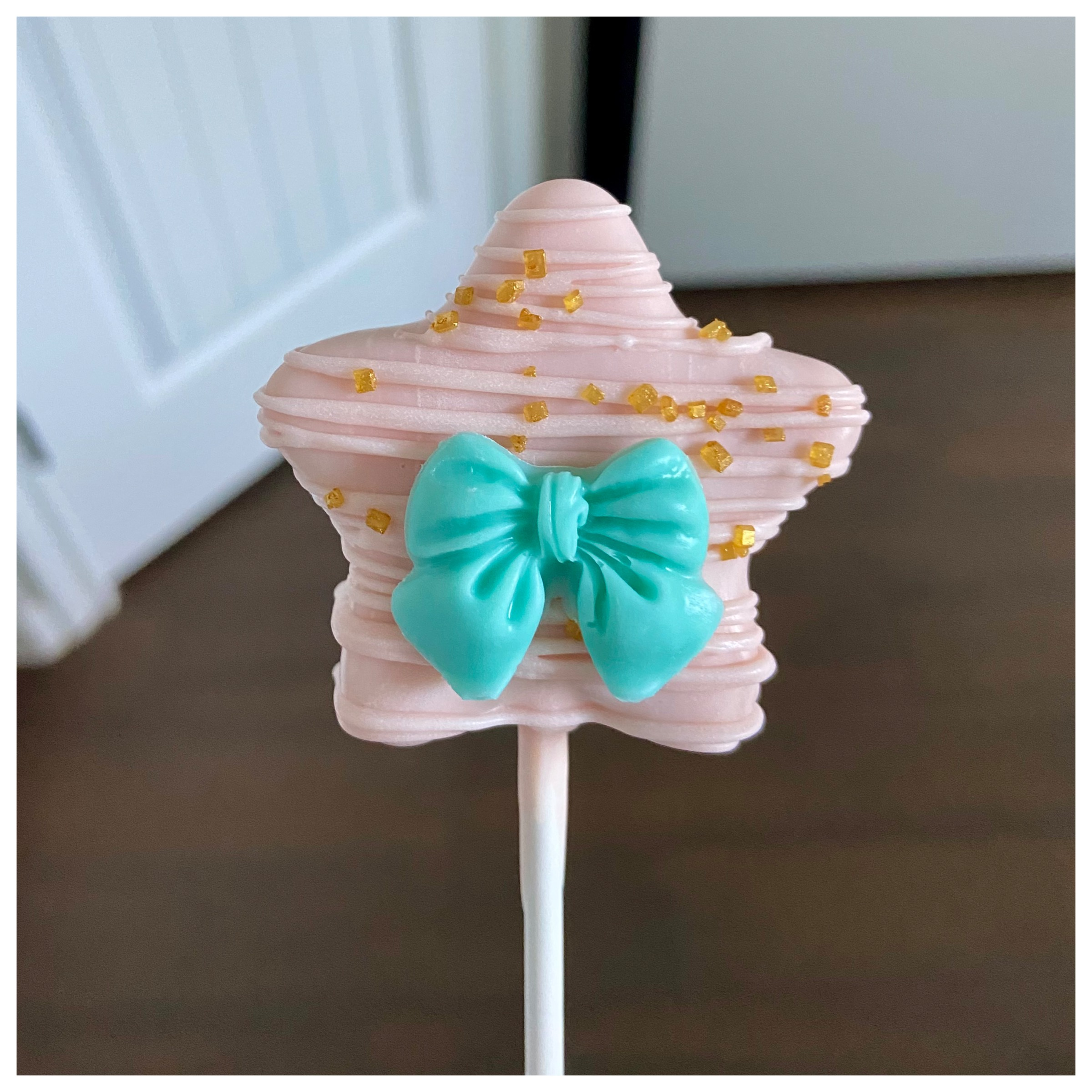 Pink Star with Bow Cake Pops