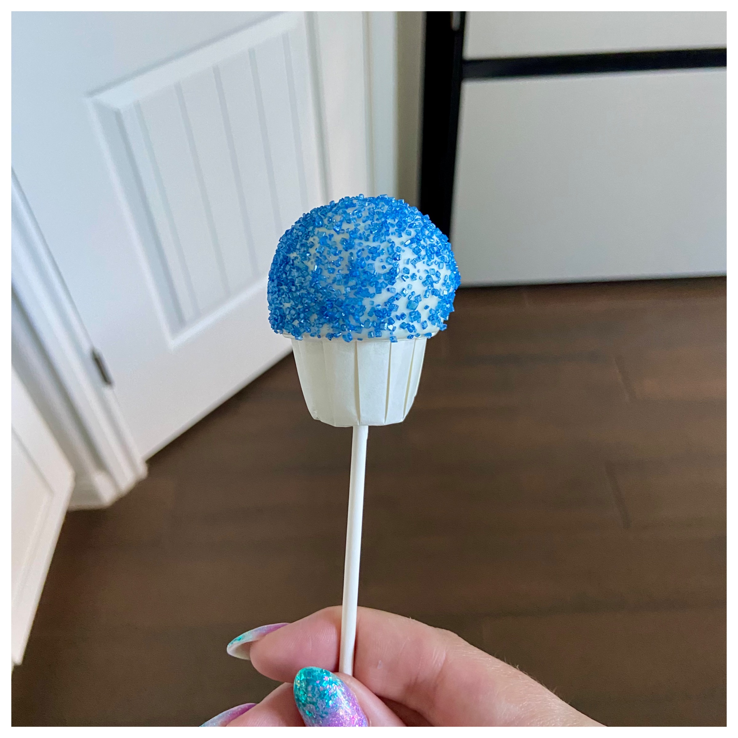 Blue Snocone Cake Pops
