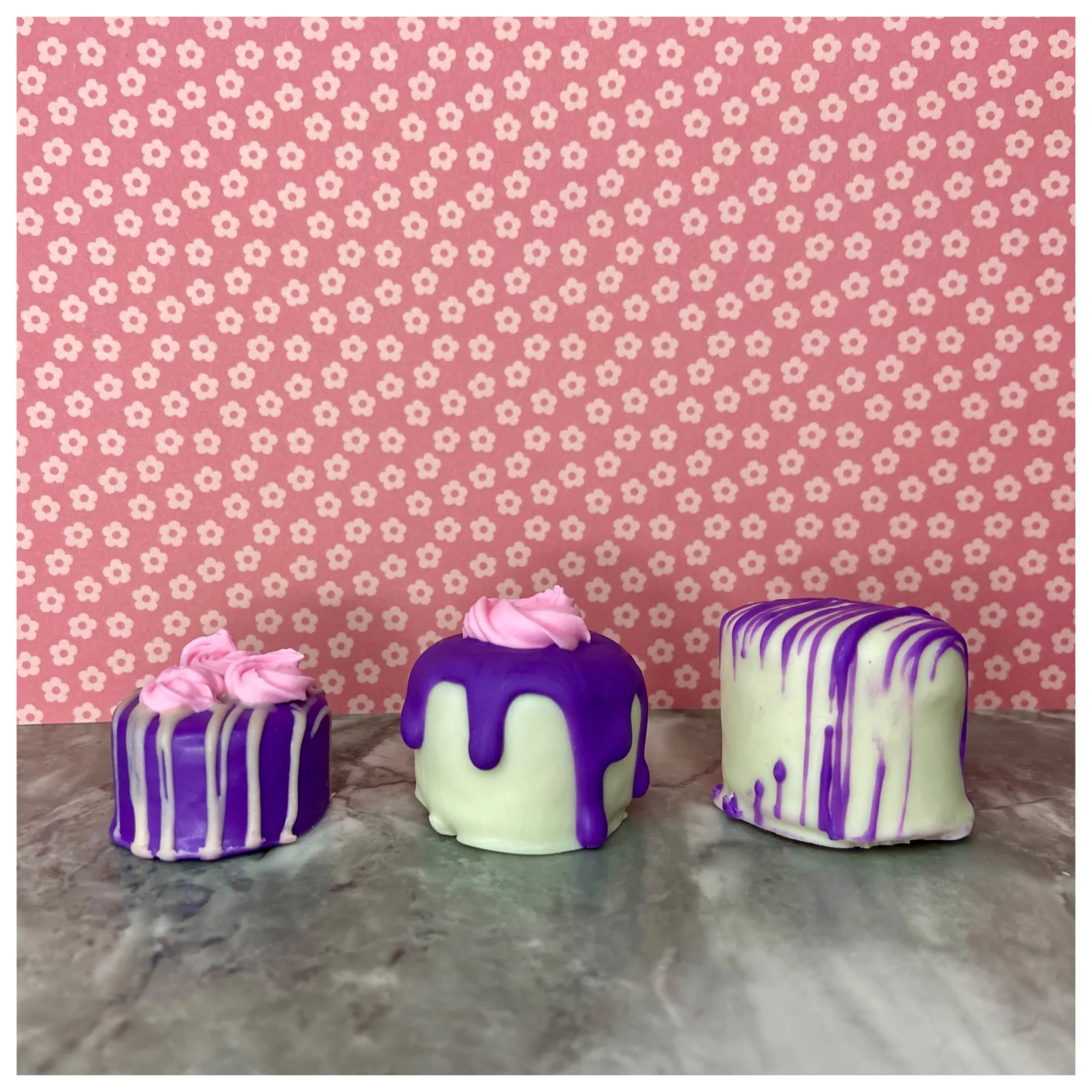 Playing Around With Sizing of Tiny Cake Bites