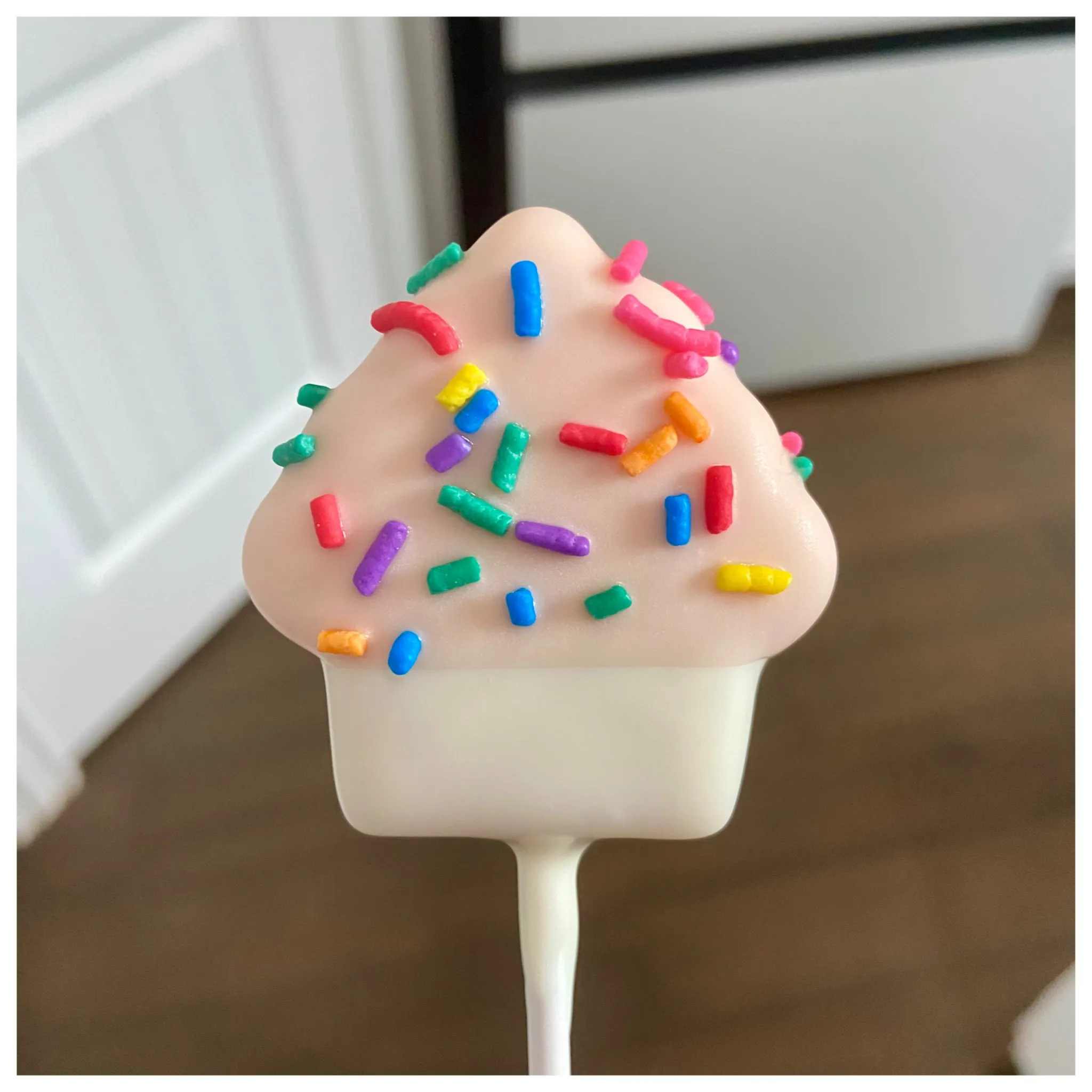 Cupcake Cake Pops 3
