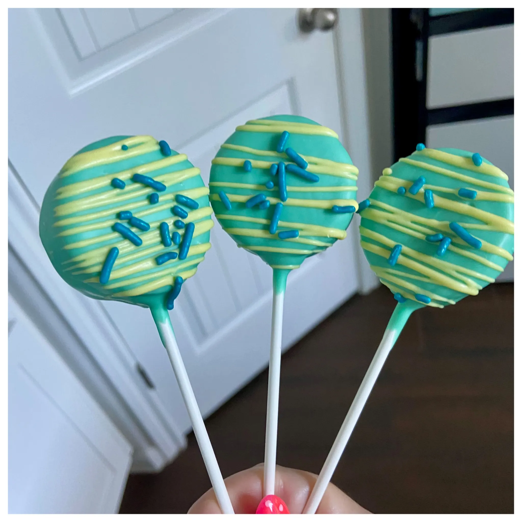 Green and Yellow Cake Pops